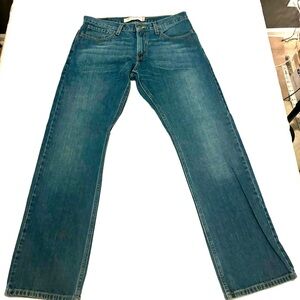 Levi's 514 Men's Jeans Size 33x32, Denim, Straight Leg, Medium Wash Pre-owned